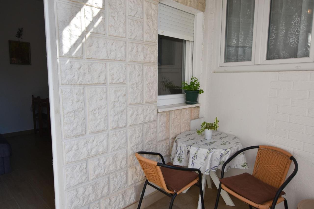 Apartment Miledina Primošten Eksteriør bilde