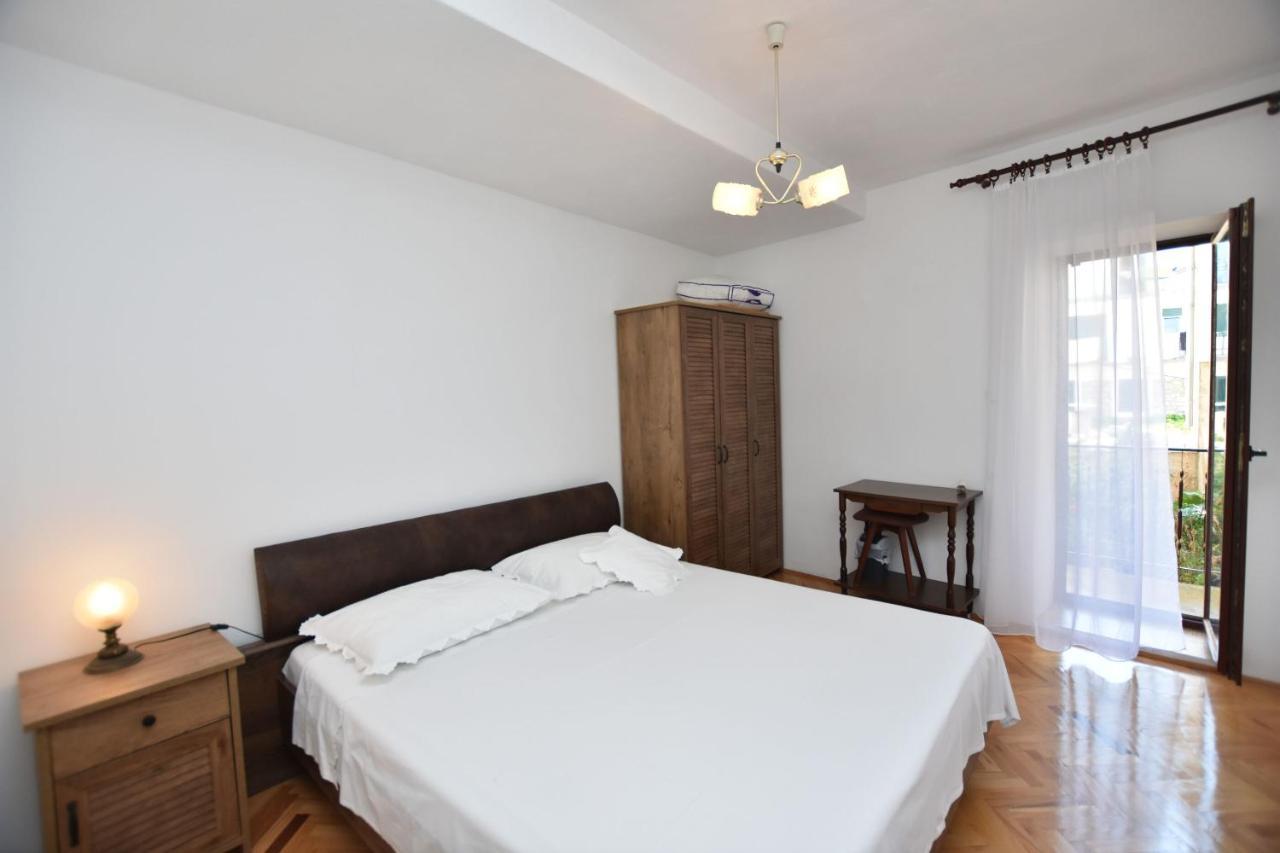 Apartment Miledina Primošten Eksteriør bilde